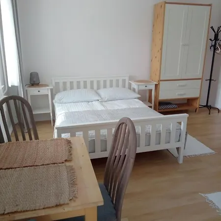 Rum i privatbostad U Bozeny *